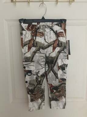 Retro Stitch Cargo Pants Size 4 Snow Camo